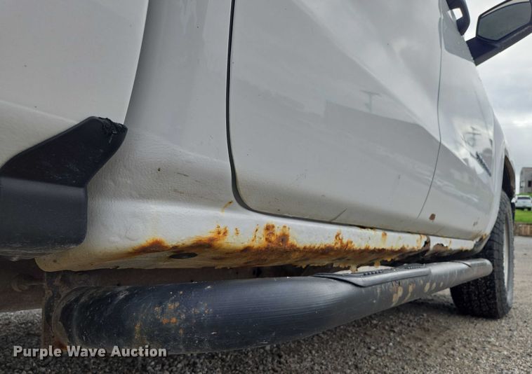 image for item EF1685 2016 Chevrolet Silverado 1500 Double Cab pickup truck