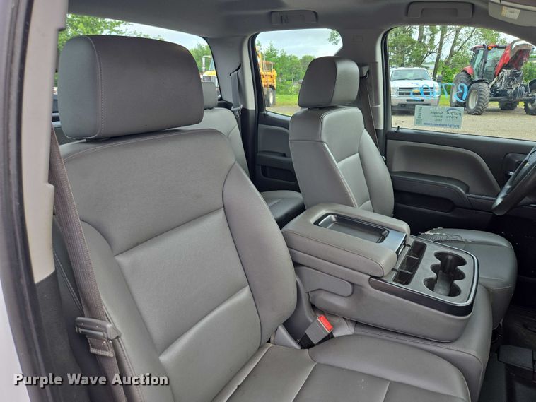 image for item EF1685 2016 Chevrolet Silverado 1500 Double Cab pickup truck