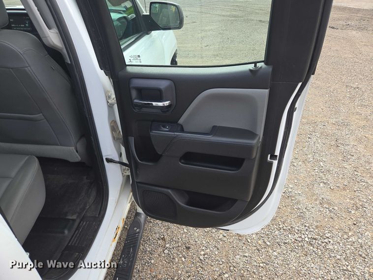 image for item EF1685 2016 Chevrolet Silverado 1500 Double Cab pickup truck