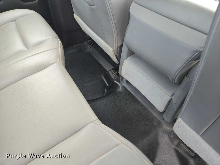 image for item EF1685 2016 Chevrolet Silverado 1500 Double Cab pickup truck