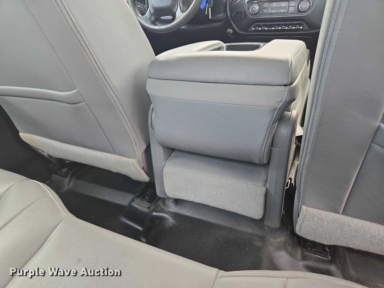 image for item EF1685 2016 Chevrolet Silverado 1500 Double Cab pickup truck