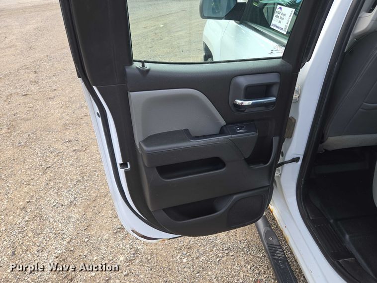 image for item EF1685 2016 Chevrolet Silverado 1500 Double Cab pickup truck