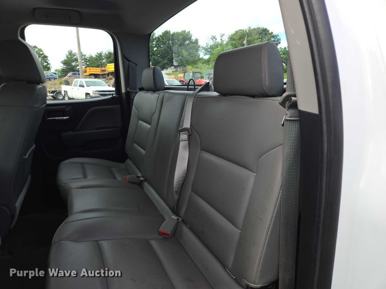 image for item EF1685 2016 Chevrolet Silverado 1500 Double Cab pickup truck