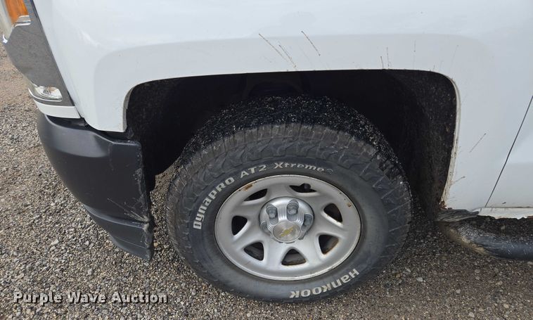 image for item EF1685 2016 Chevrolet Silverado 1500 Double Cab pickup truck