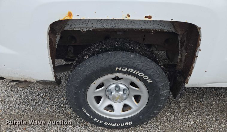 image for item EF1685 2016 Chevrolet Silverado 1500 Double Cab pickup truck