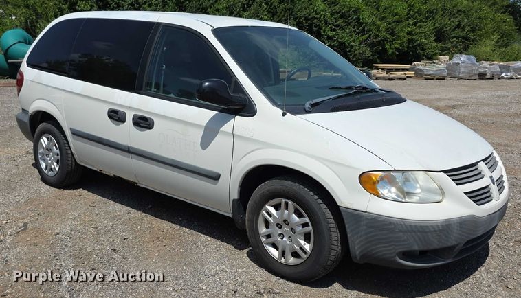image for item EF3547 2005 Dodge Caravan van
