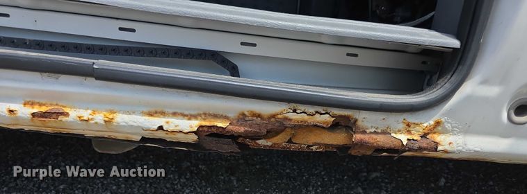 image for item EF3547 2005 Dodge Caravan van