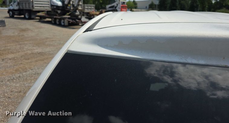 image for item EF3547 2005 Dodge Caravan van