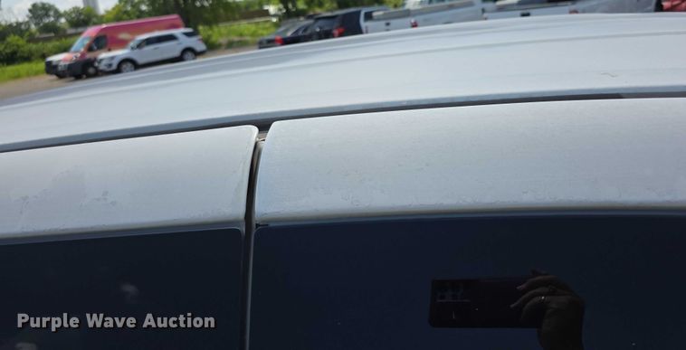 image for item EF3547 2005 Dodge Caravan van