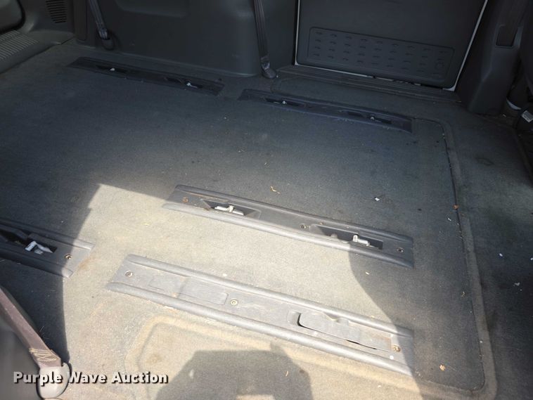 image for item EF3547 2005 Dodge Caravan van