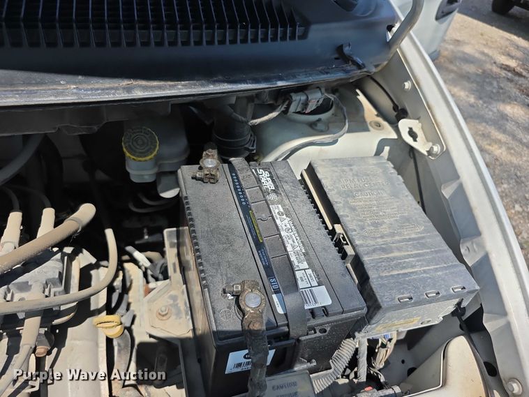 image for item EF3547 2005 Dodge Caravan van