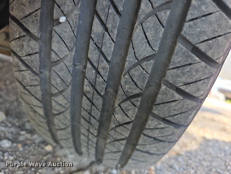 image for item EF3547 2005 Dodge Caravan van