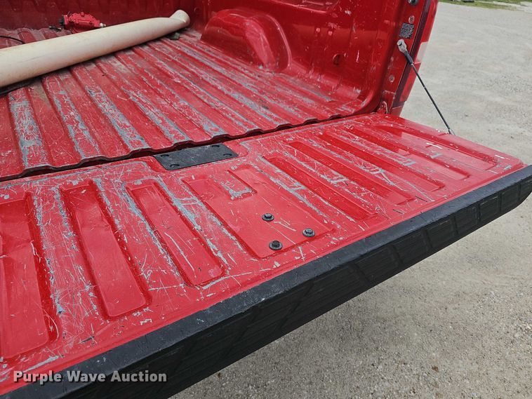 image for item EF3573 2011 Chevrolet Silverado 1500 Crew Cab pickup truck