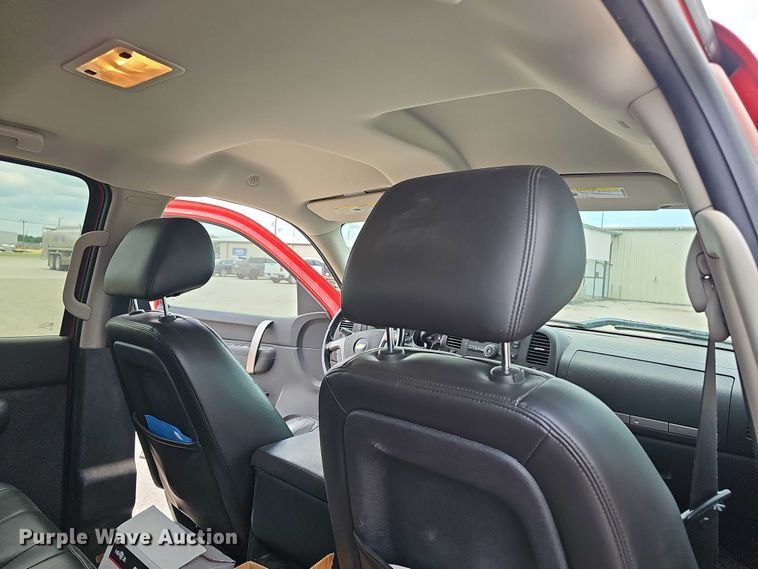 image for item EF3573 2011 Chevrolet Silverado 1500 Crew Cab pickup truck