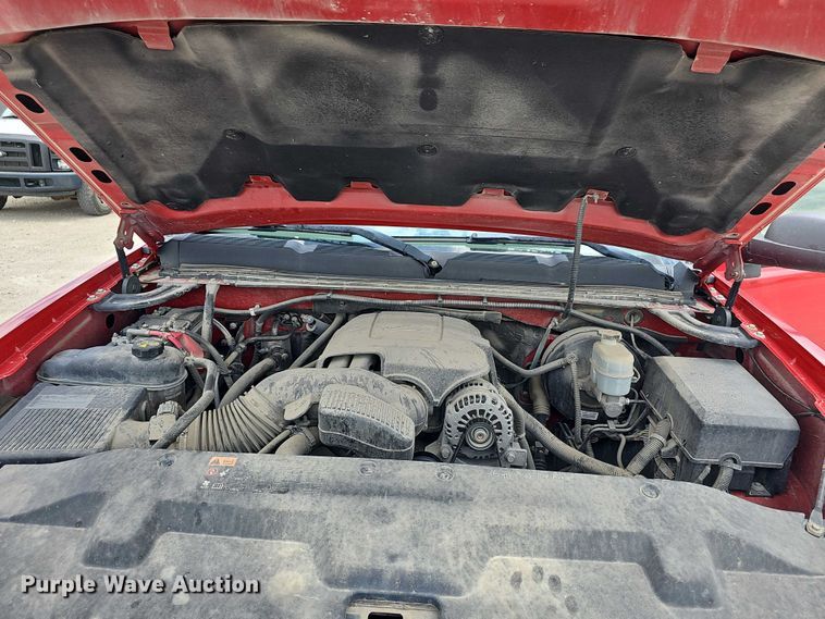 image for item EF3573 2011 Chevrolet Silverado 1500 Crew Cab pickup truck