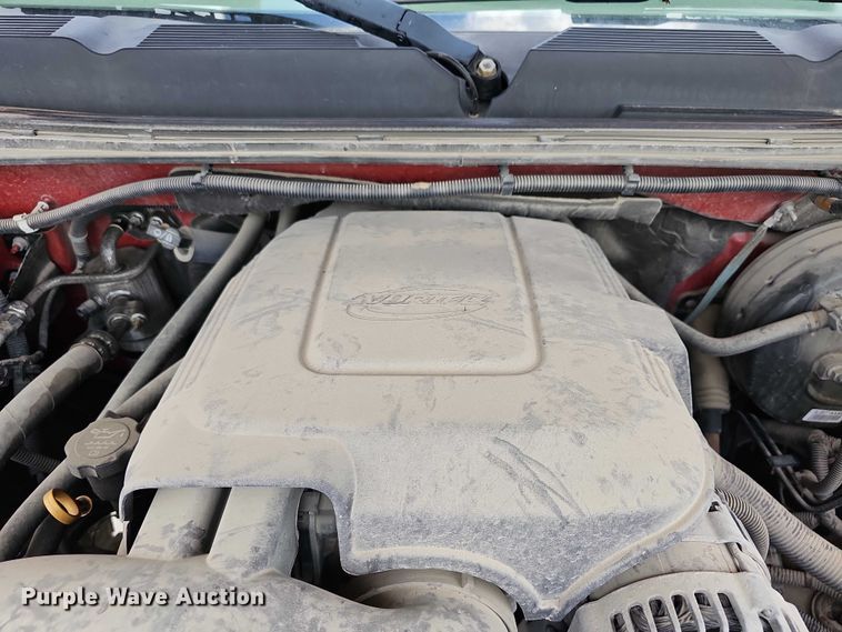 image for item EF3573 2011 Chevrolet Silverado 1500 Crew Cab pickup truck