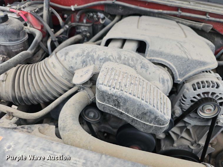 image for item EF3573 2011 Chevrolet Silverado 1500 Crew Cab pickup truck