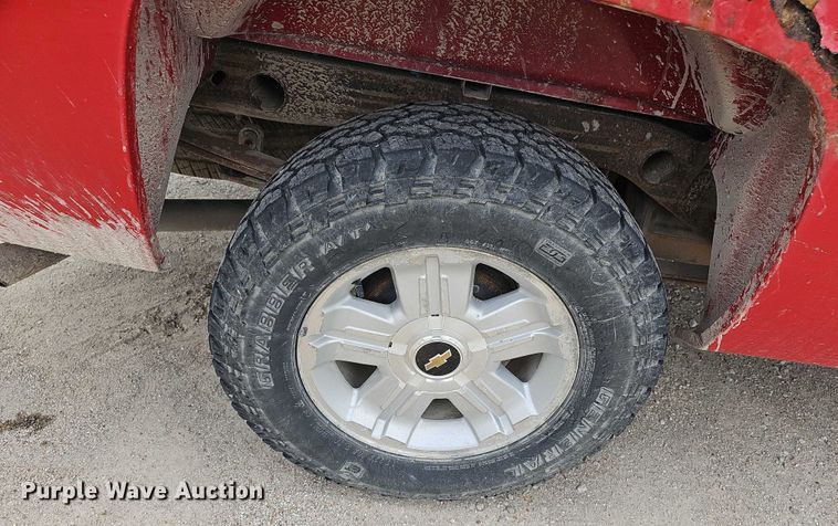 image for item EF3573 2011 Chevrolet Silverado 1500 Crew Cab pickup truck