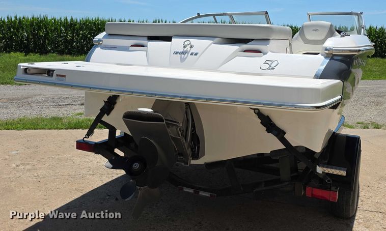 image for item EF3582 2020 Regal 1900 FasTrac boat