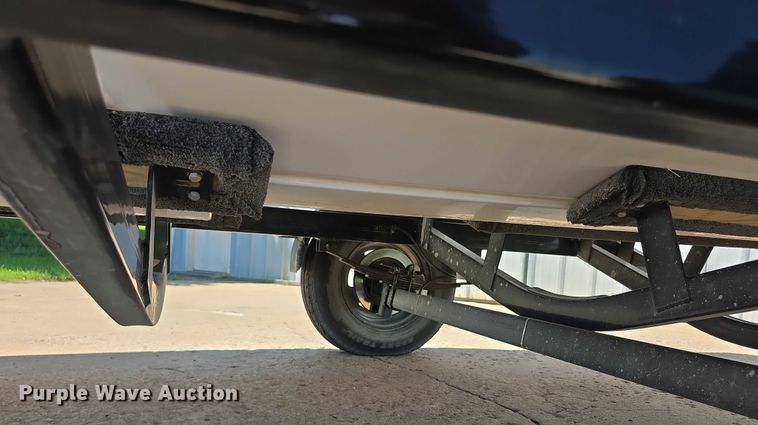 image for item EF3582 2020 Regal 1900 FasTrac boat