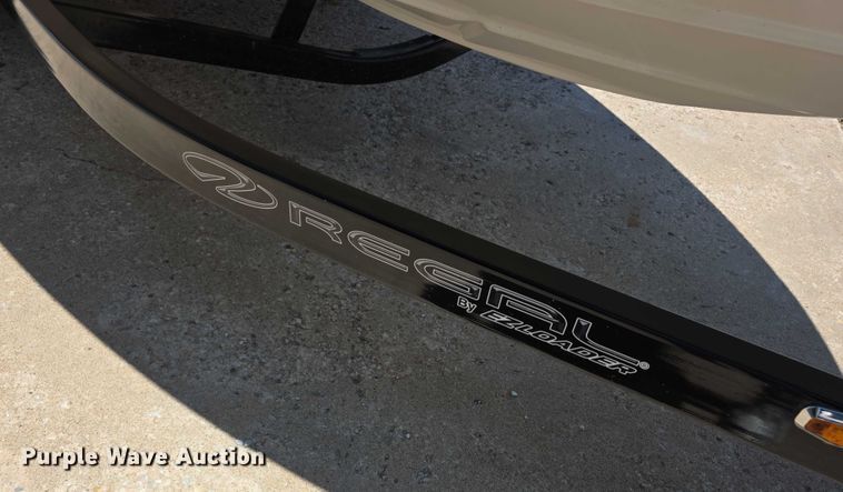 image for item EF3582 2020 Regal 1900 FasTrac boat