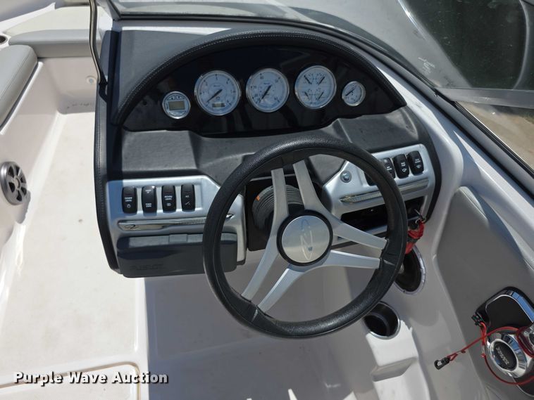 image for item EF3582 2020 Regal 1900 FasTrac boat