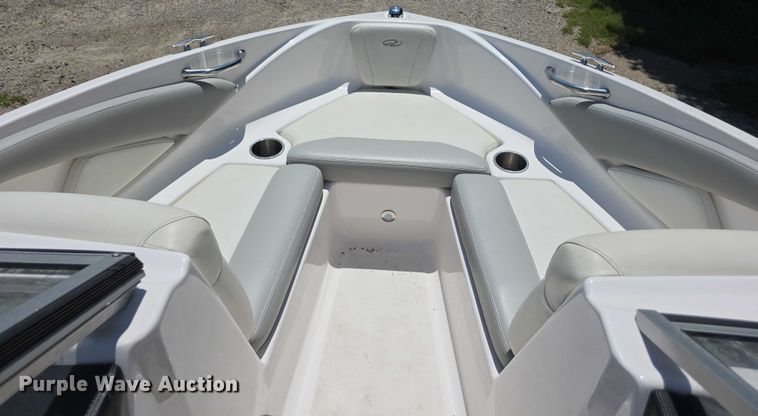 image for item EF3582 2020 Regal 1900 FasTrac boat