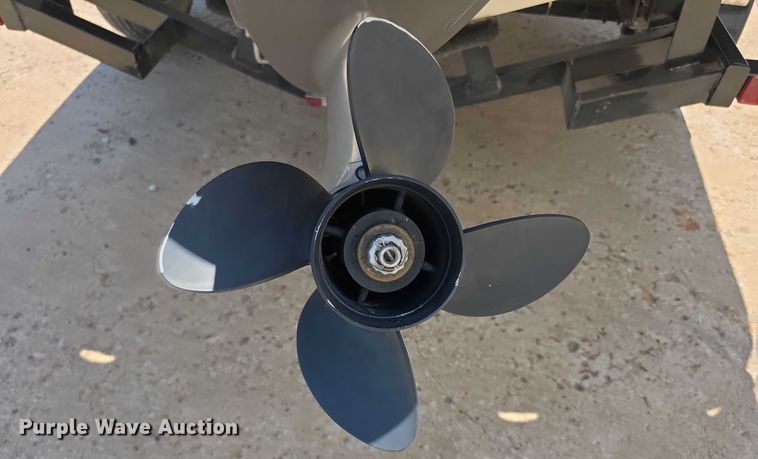 image for item EF3582 2020 Regal 1900 FasTrac boat