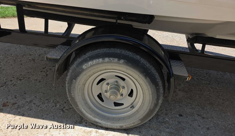 image for item EF3582 2020 Regal 1900 FasTrac boat