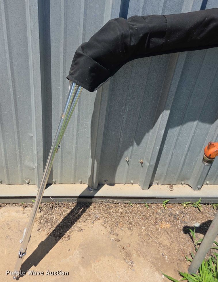 image for item EF3582 2020 Regal 1900 FasTrac boat