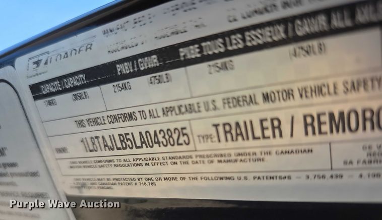 image for item EF3582 2020 Regal 1900 FasTrac boat