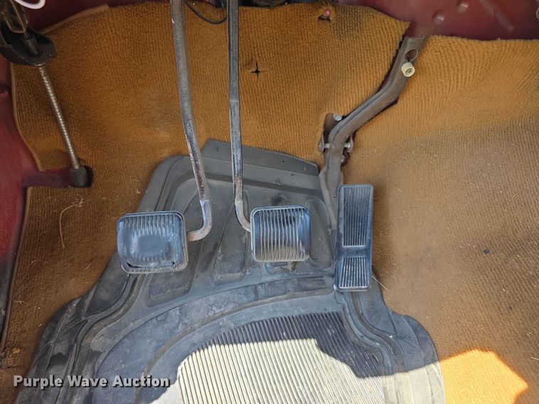 image for item EF3583 1994 Jeep Wrangler SUV