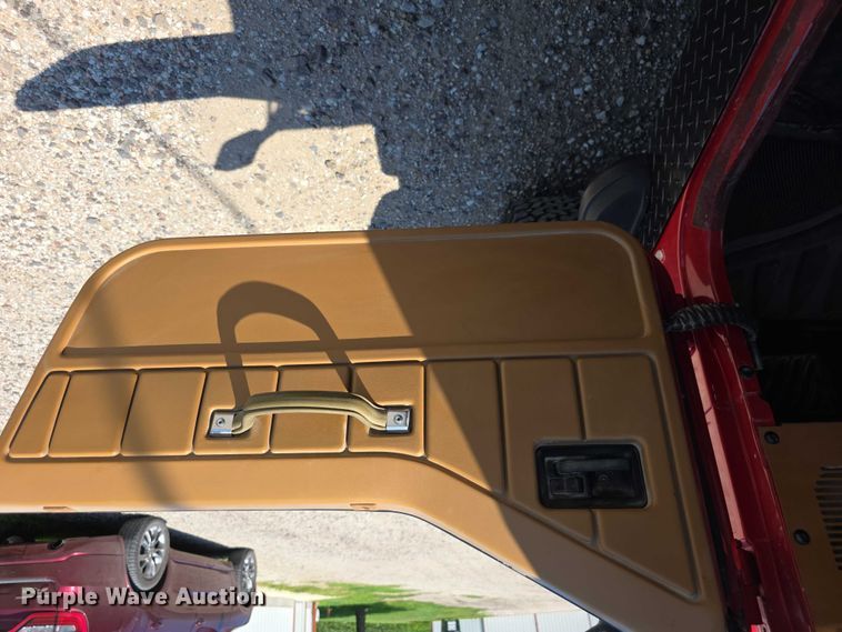 image for item EF3583 1994 Jeep Wrangler SUV