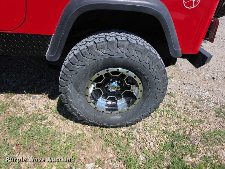 image for item EF3583 1994 Jeep Wrangler SUV