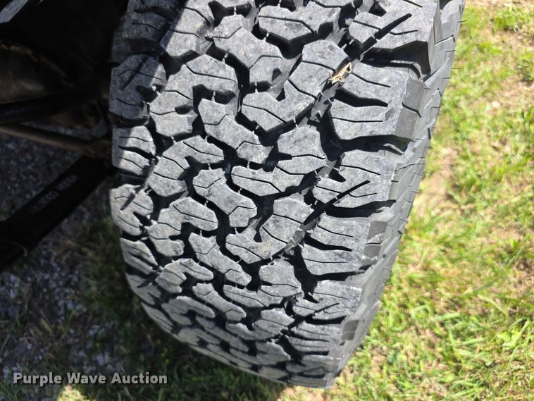 image for item EF3583 1994 Jeep Wrangler SUV