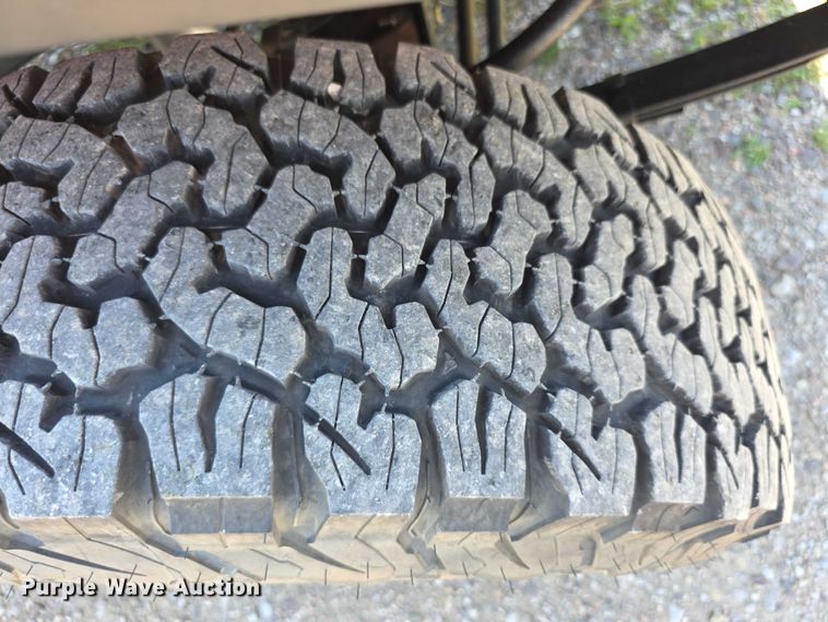 image for item EF3583 1994 Jeep Wrangler SUV