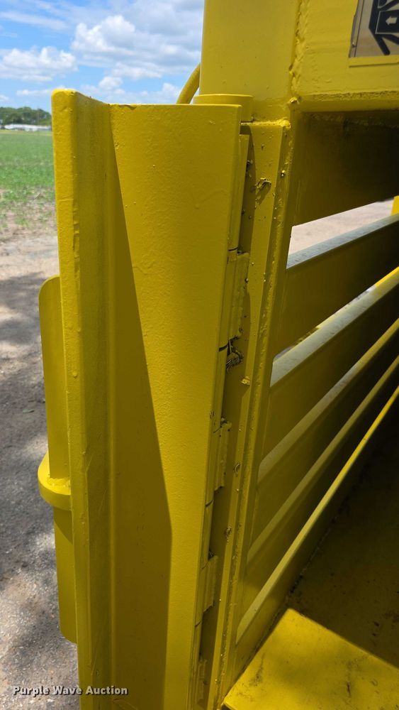 image for item EF3650 2005 Allegheny 343C baler