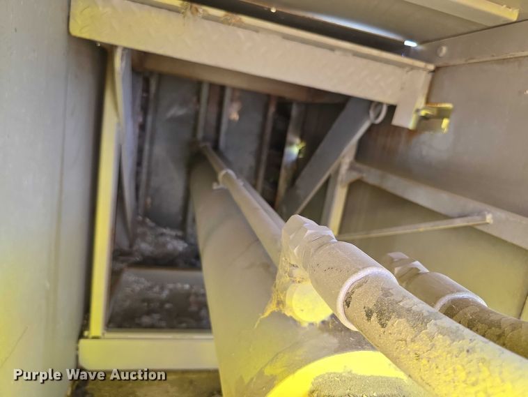 image for item EF3650 2005 Allegheny 343C baler