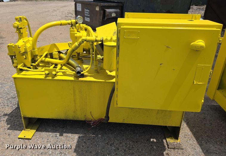 image for item EF3650 2005 Allegheny 343C baler