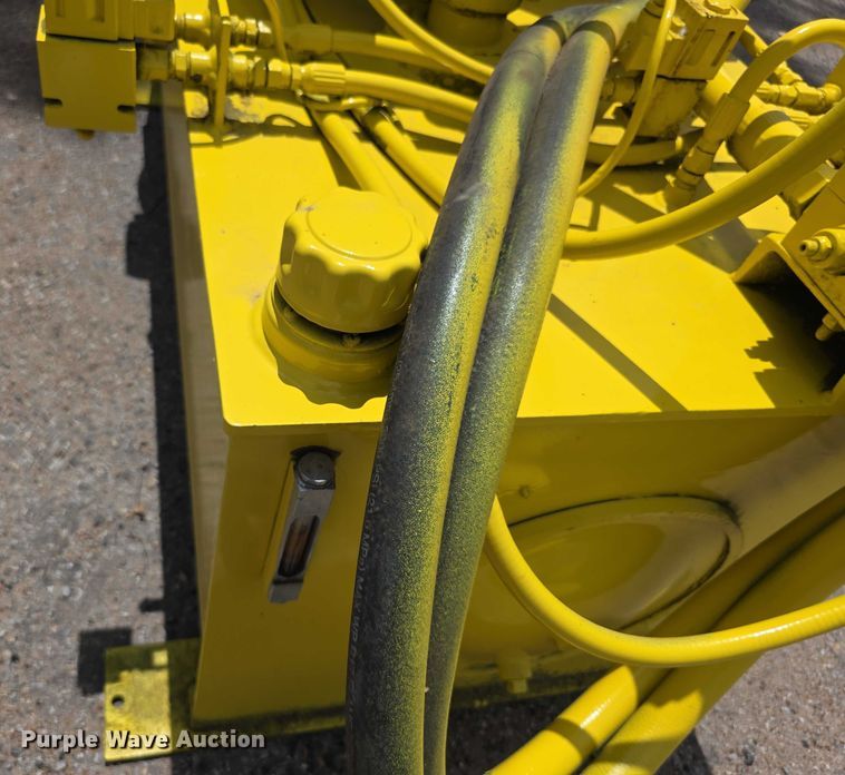 image for item EF3650 2005 Allegheny 343C baler