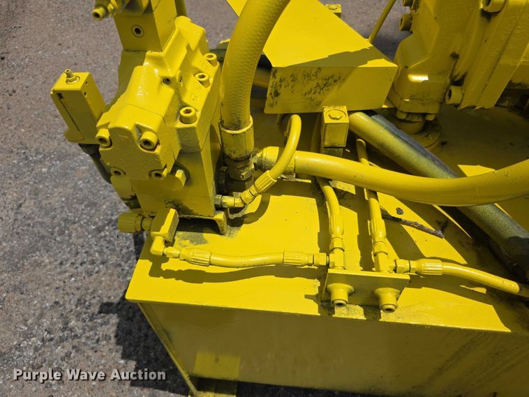 image for item EF3650 2005 Allegheny 343C baler