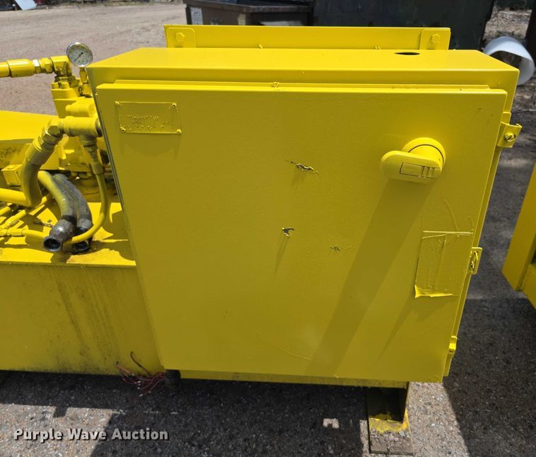 image for item EF3650 2005 Allegheny 343C baler