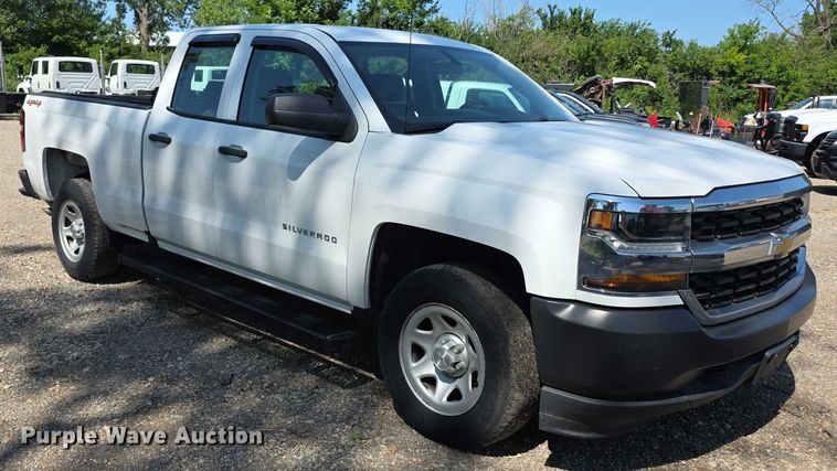 image for item EF3659 2016 Chevrolet Silverado 1500 Double Cab pickup truck