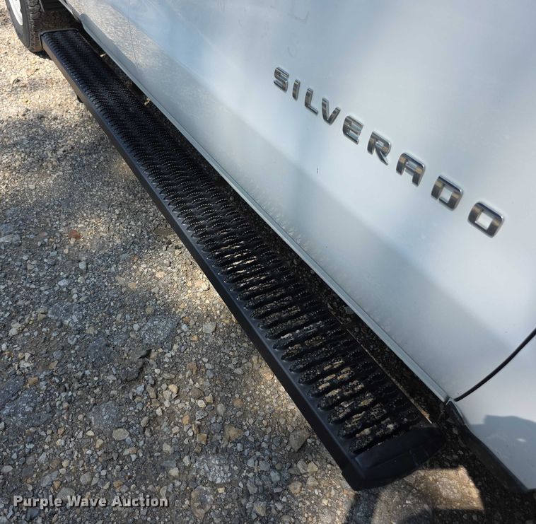 image for item EF3659 2016 Chevrolet Silverado 1500 Double Cab pickup truck