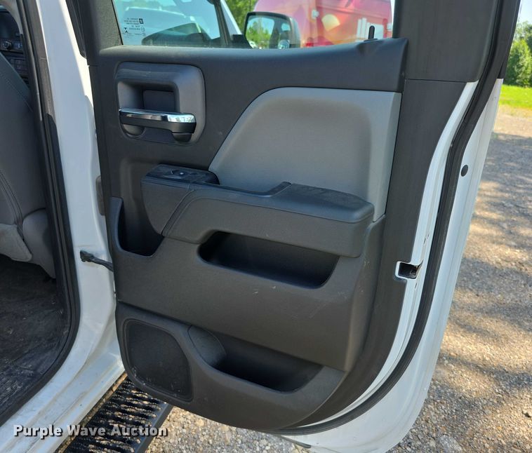 image for item EF3659 2016 Chevrolet Silverado 1500 Double Cab pickup truck