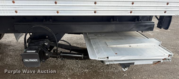 image for item EG0872 2018 Freightliner  Business Class M2 box truck