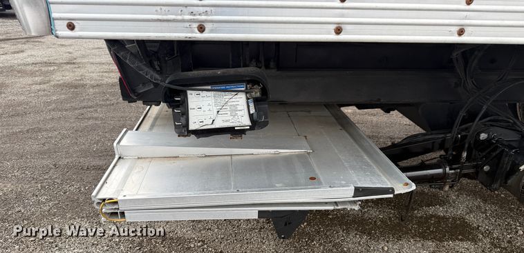 image for item EG0872 2018 Freightliner  Business Class M2 box truck