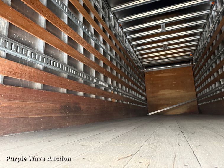 image for item EG0872 2018 Freightliner  Business Class M2 box truck