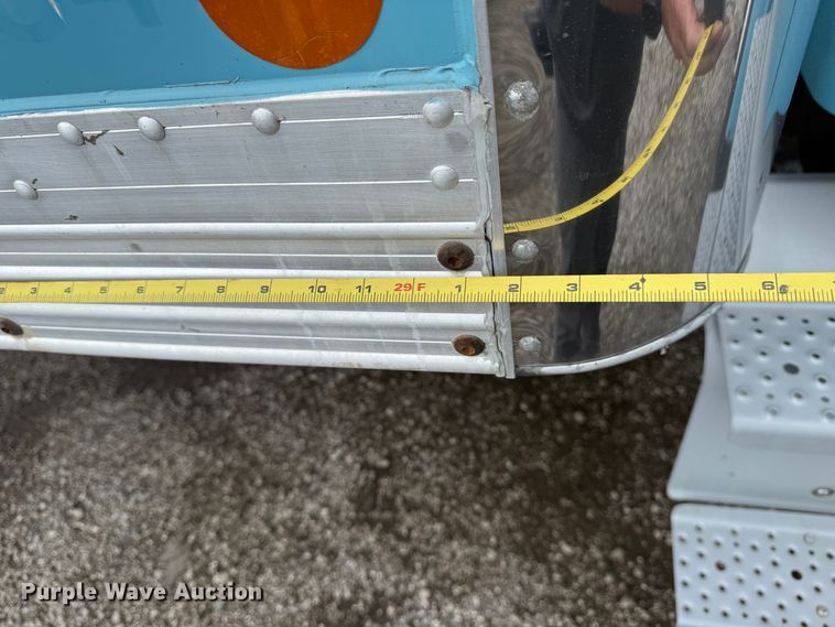 image for item EG0872 2018 Freightliner  Business Class M2 box truck