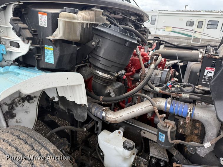 image for item EG0872 2018 Freightliner  Business Class M2 box truck